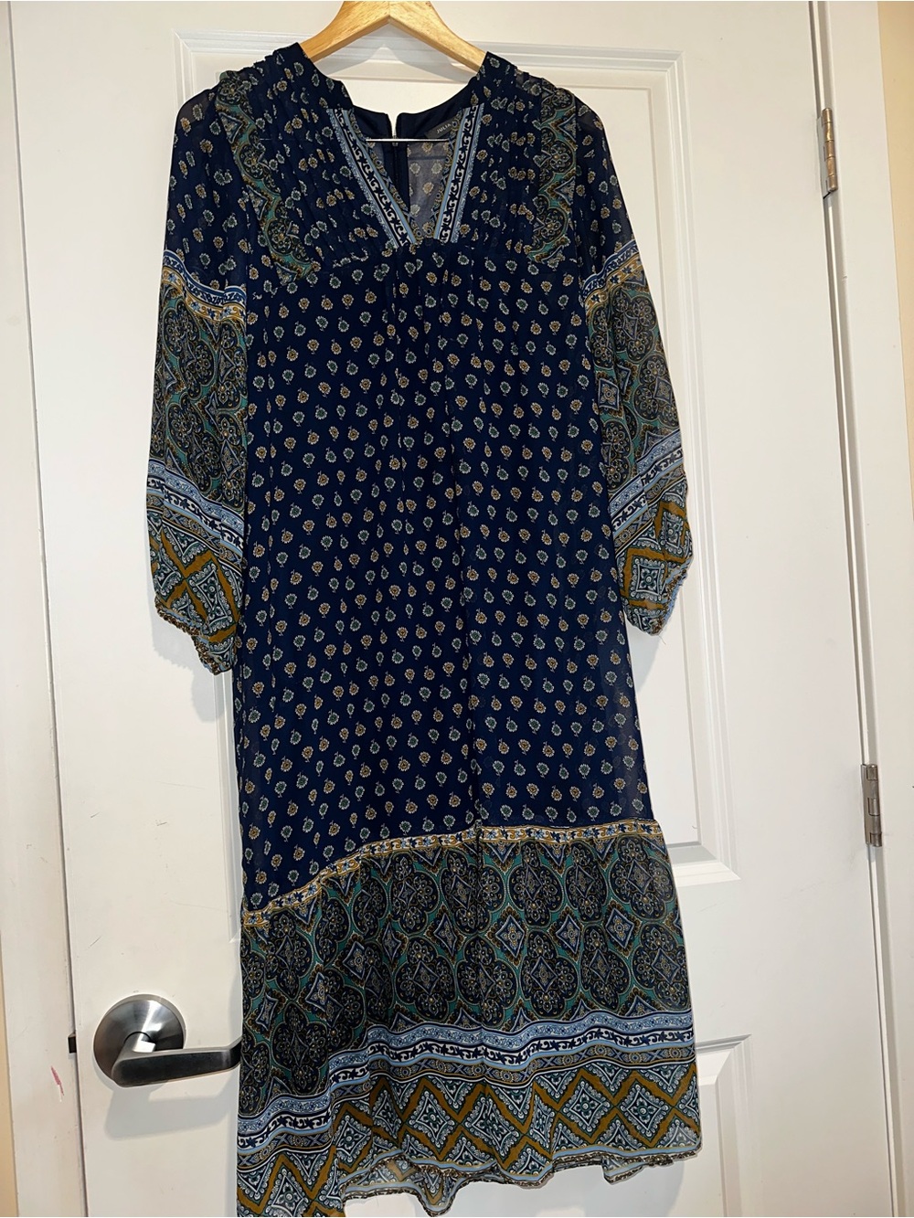 julia jordan Navy Paisley Mixed-Print Long Sleeve Midi Dress